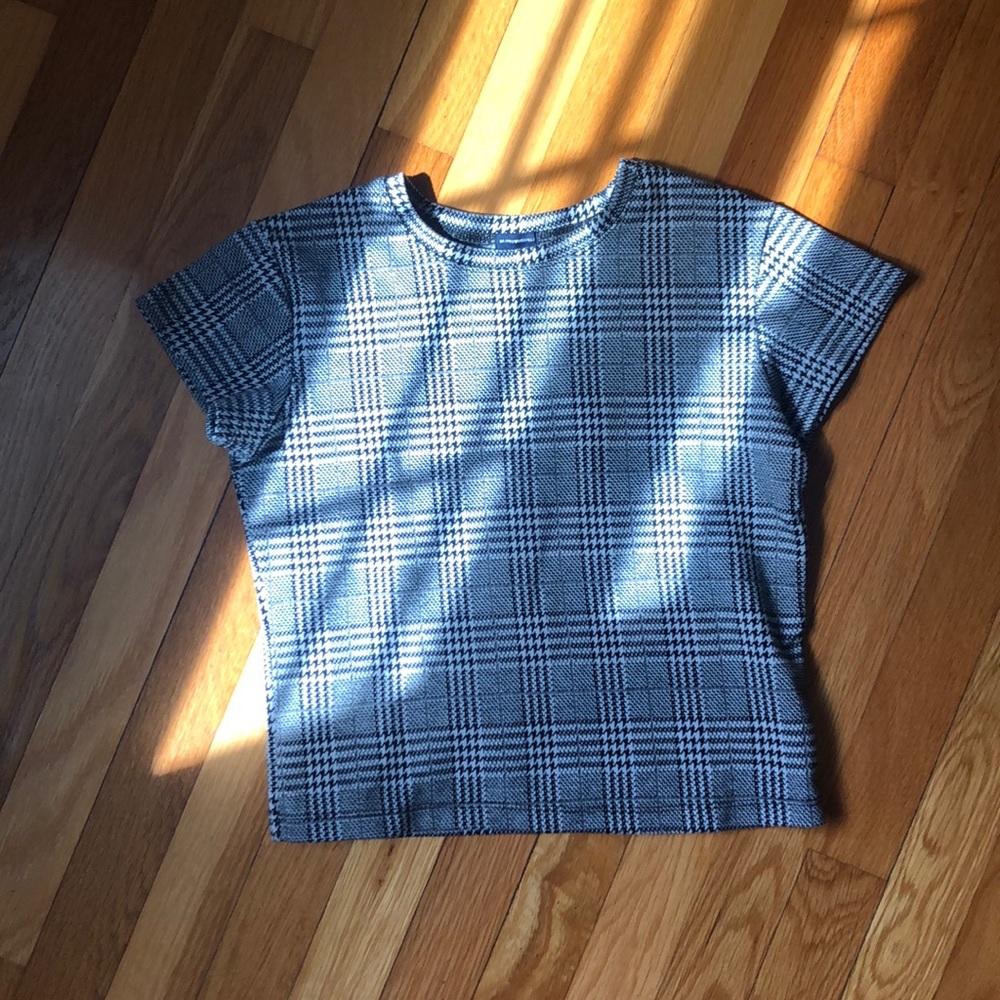 Brandy Melville Crop top